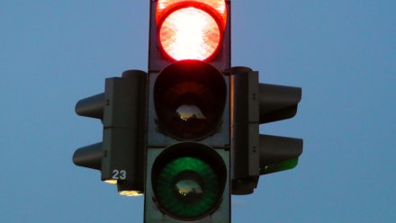Воронежцев предупредили об отключении светофоров на пересечении двух улиц
