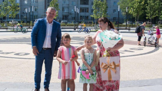 В праздновании Дня семьи, любви и верности приняли участие депутаты округа