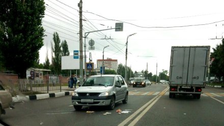 В Воронеже иномарка на пешеходном переходе сбила 79-летнюю женщину