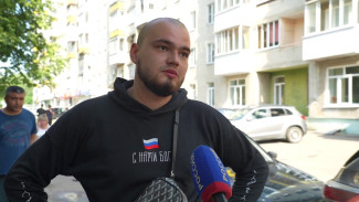 «Остались одни колёса». Водитель из Воронежа рассказал о попадании БПЛА в машину