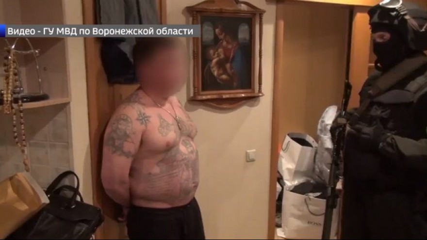 Стало известно, что рэкетиры из банды авторитета требовали от воронежских бизнесменов