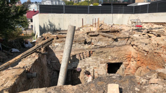 В тихом центре Воронежа раскопали старинные подвалы