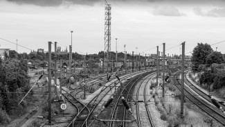 Сбитый поездом в Терновке воронежец скончался в больнице