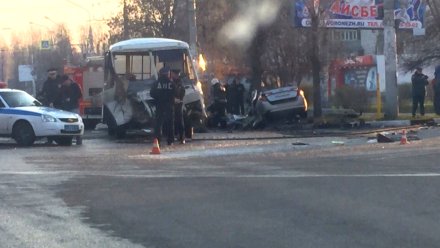 В резонансной аварии с 4 погибшими в Воронеже обвинили водителей-мертвецов 