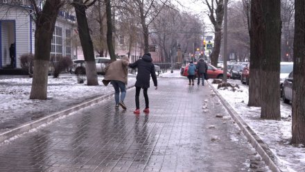 В Воронеже за один день из-за гололёда пострадали 178 человек