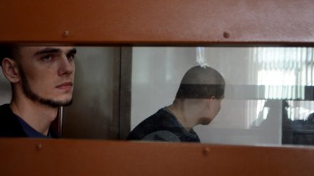 «Выкинули в поле истекать кровью». В Воронеже судят парней, зарезавших таксистку ради «ВАЗа»