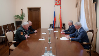 Губернатор Воронежской области провёл рабочую встречу с представителями Росгвардии