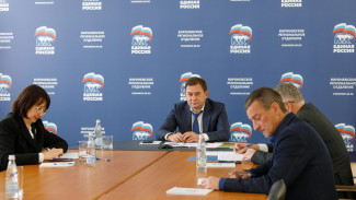 «ЕР» и Минпросвещения включат благоустройство территорий в программу капремонта школ