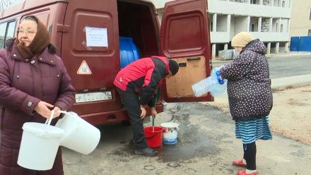В оставшемся на три недели без воды воронежском посёлке ввели режим ЧС
