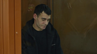 Осквернителю братской могилы в Воронеже увеличили срок в колонии 