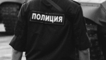 Воронежский полицейский попал в больницу с сотрясением мозга после нападения пьяной женщины