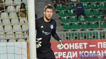 Из «Факела» в стан принципиального соперника ушёл любимец болельщиков