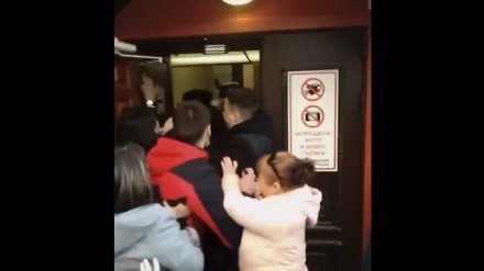Обманутые воронежцы и сотрудники юрфирмы после драки написали в полицию 30 заявлений