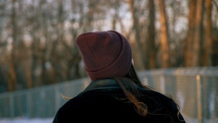 Студентка воронежского вуза лишилась 650 тысяч в попытке получить посылку