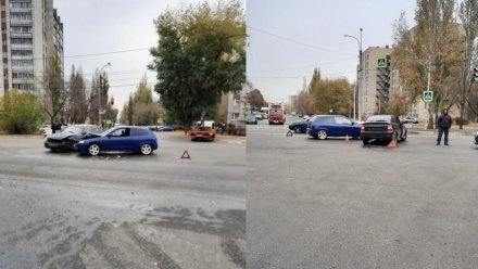В аварии с двумя легковушками в Воронеже пострадал 20-летний пассажир