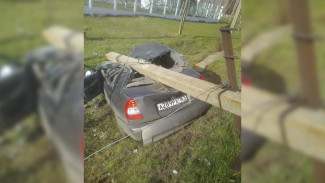 Пьяный водитель взял на таран столб в Воронежской области