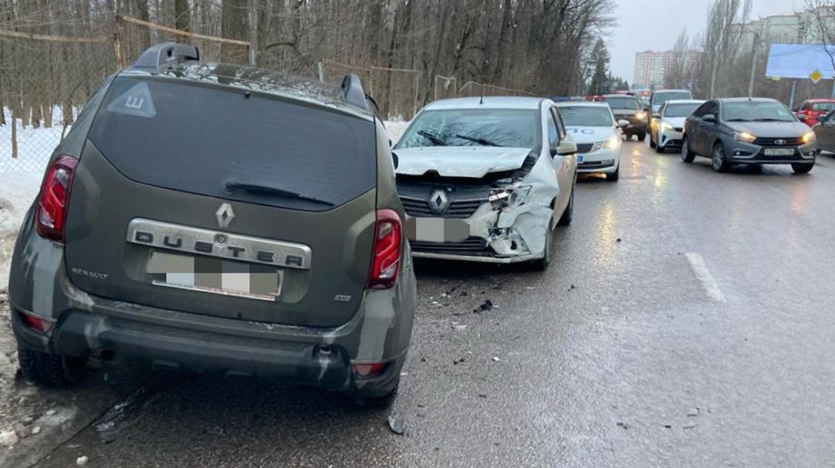 В Воронеже произошло ДТП с тремя пострадавшими | 03.02.2024 | Воронеж -  БезФормата