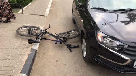 В Воронеже женщина на «Ладе» сбила велосипедиста