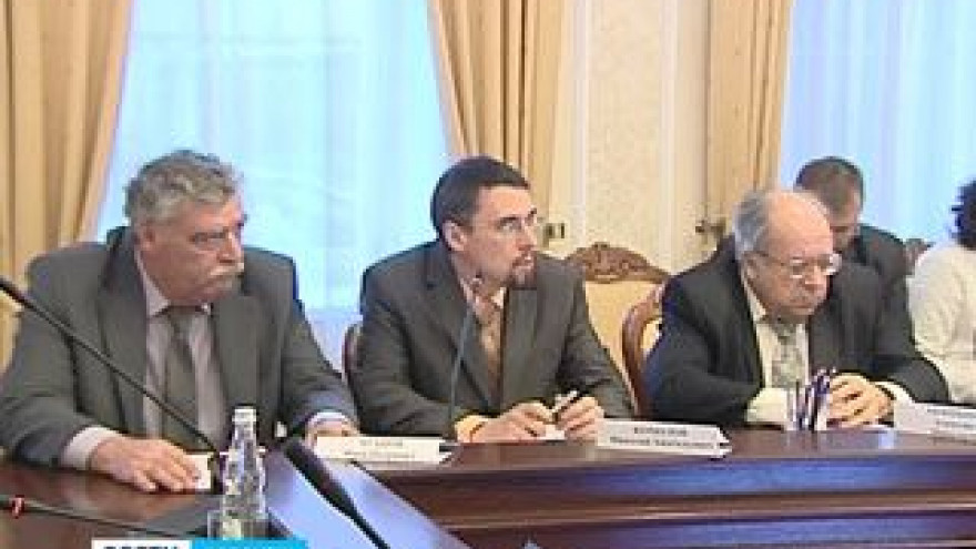 Культурная общественность Воронежа подписала бронзовым скульптурам приговор