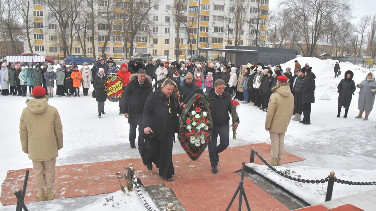 Коллектив ДСК принял участие в памятных мероприятиях | 25.01.2024 | Воронеж  - БезФормата