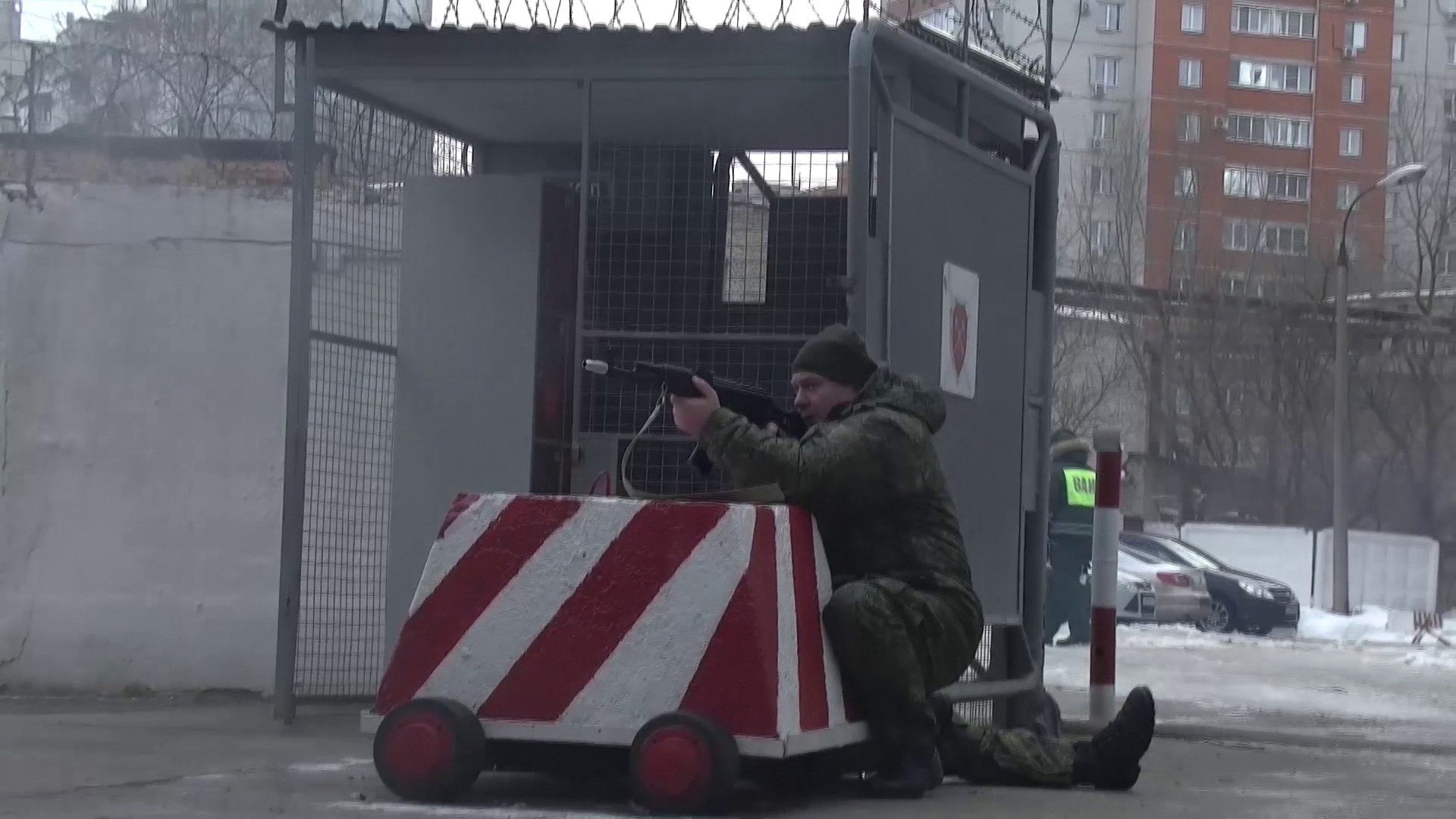 В Воронеже прошли шумные военные учения с условными террористами – Новости  Воронежа и Воронежской области – Вести Воронеж