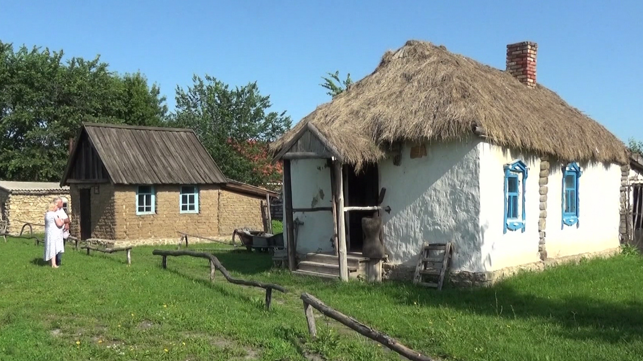 Музей под открытым небом деревенька эртиль