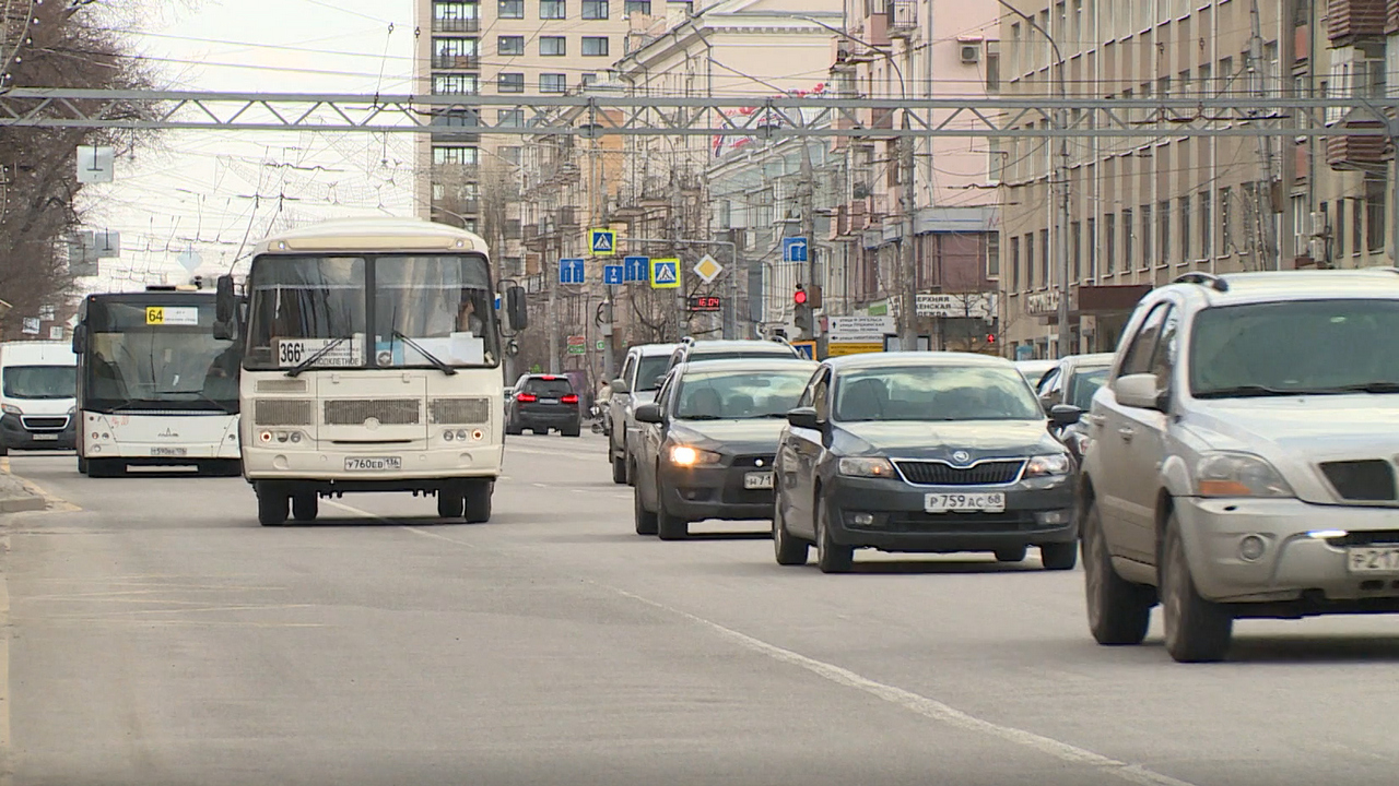 За воронежскими автомобилистами на выделенках начнут следить видеокамеры –  Новости Воронежа и Воронежской области – Вести Воронеж