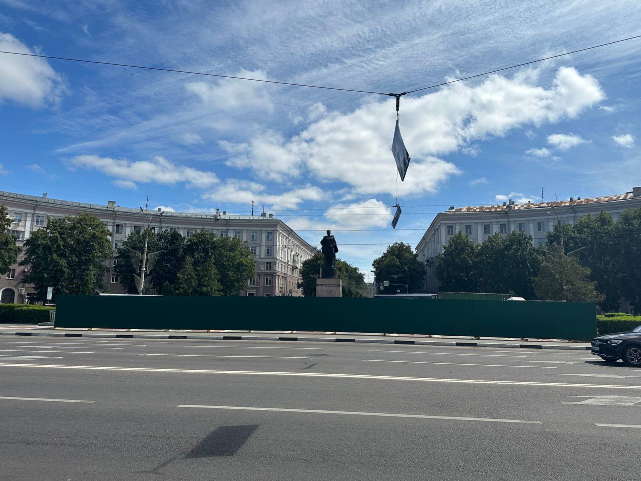 В Воронеже начали реставрировать памятник генералу Черняховскому – Новости  Воронежа и Воронежской области – Вести Воронеж