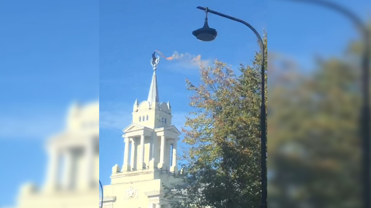 Очевидцы опубликовали видео, снятые во время атаки беспилотников на Москву